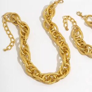 Gold tone chunky Coker Chain Necklace